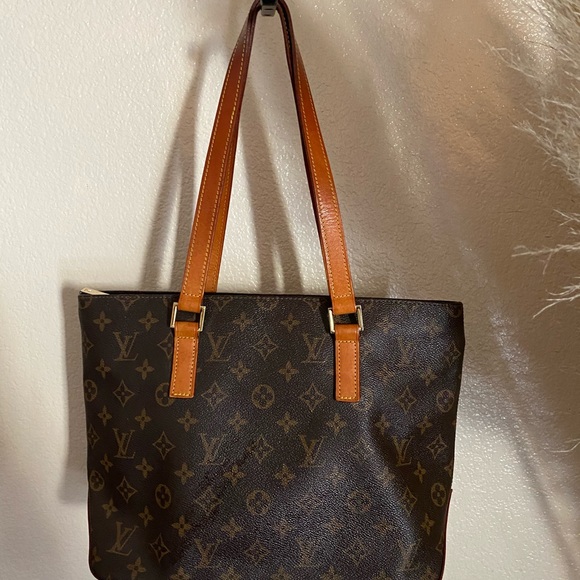 Authentic LV - Picture 4 of 15